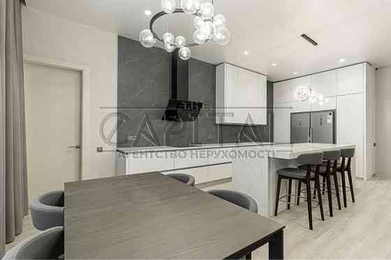 Київ, Печерський район, вул. Антоновича, 118 Київ