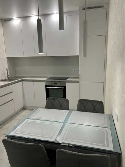 Оренда євродвушки в ЖК «Варшавський Плюс» | вул. Івана Виговського, 44 Киев - изображение 2