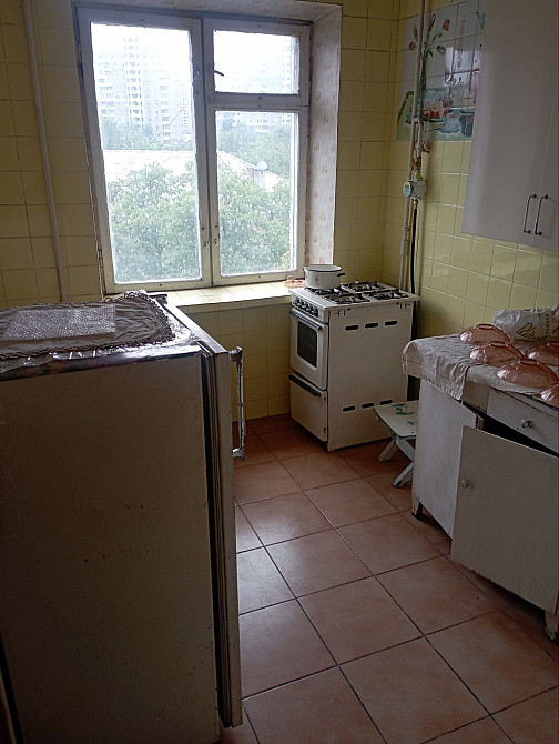 Здається с 15.07-3х к.кв Вітряні Гори Перемишльська 1а Київ - зображення 2