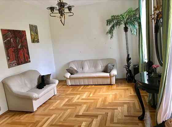 Здам 2-х  вул.Довнар - Запольсткого 4 Киев