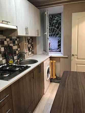 Невеличка квартира на Печерську, є газ! Без комісії! Київ