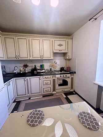 Продам 3-х кімнатну квартиру в самому центрі міста Кам`янець-Подільський