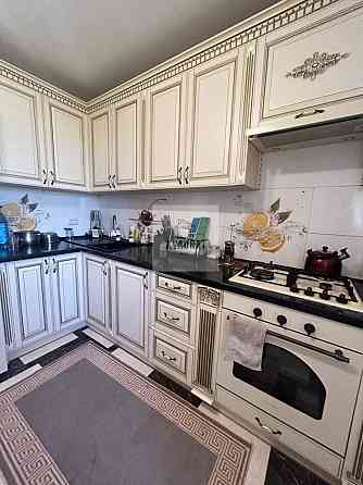 Продам 3-х кімнатну квартиру в самому центрі міста Кам`янець-Подільський