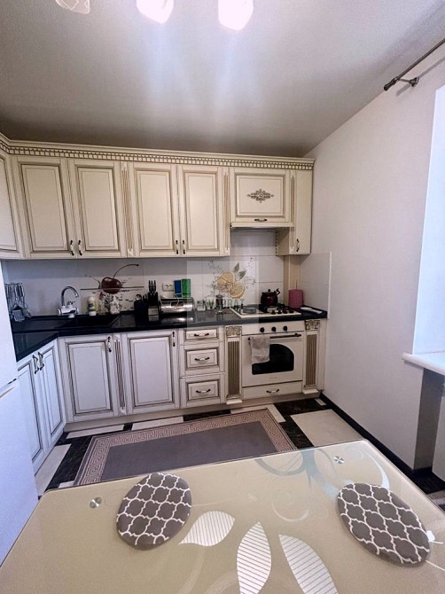 Продам 3-х кімнатну квартиру в самому центрі міста Кам`янець-Подільський - зображення 3