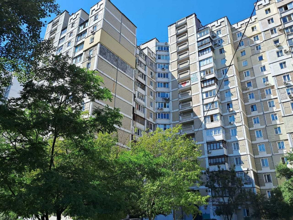 Продаж 2-кімнатної квартири поруч з метро (Осокорки, Позняки) Київ - зображення 1