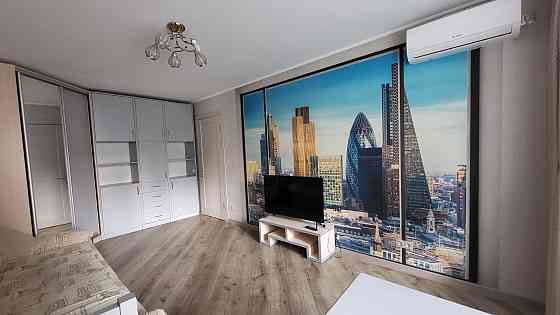 Продаж  2-к.,Печерськ, з меблями та технікою, новий ремонт. Київ