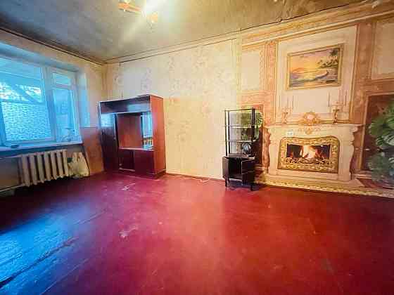 Продаю 2-ну квартиру. ПТЗ. Район  СШ 28. Не  кутова Николаев