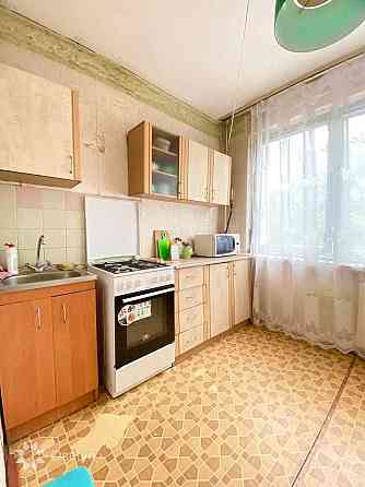 Без% Якуба Коласа 13 2к квартира 55м2 Велика лоджія зелений район Київ