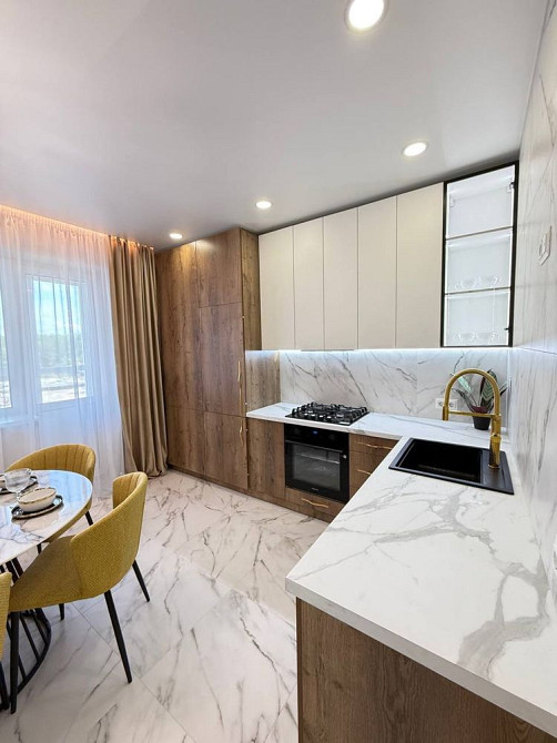 ГОЛЛИВУД! Продам Новую 2 комн.кв по ул.Лесной Чернигов - изображение 1