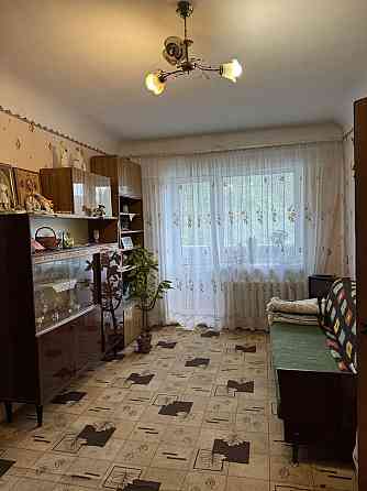 Продам 2-кімнатну квартиру Кам`янець-Подільський