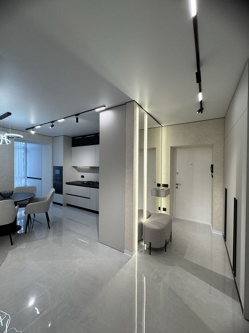 Стильна та сучасна квартира на 3 поверсі, біля Озера та Парку Івано-Франківськ - зображення 4