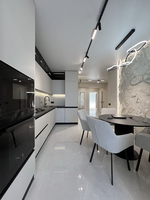 Стильна та сучасна квартира на 3 поверсі, біля Озера та Парку Івано-Франківськ - зображення 5