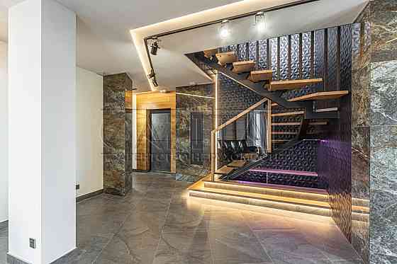 Пентхаус (249м2) терраса + паркоместо ЖК "Новопечерська Вежа" Бойчука Київ