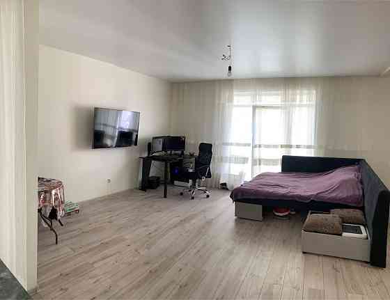 Чотирикімнатна квартира для сім'ї біля школи у Винниках Винники