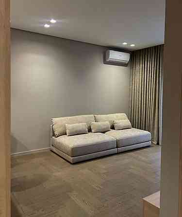 Продаж 2кім квартири в ЖК бізнс класу Ужгород