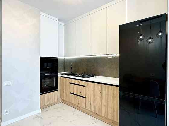 Продаж стильної 1-кімнатної квартири + кухня-студія в новобудові Винники