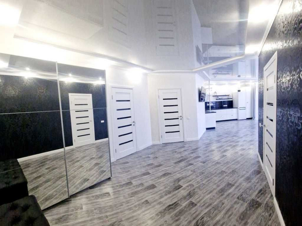 3к квартира в самому центрі міста в новобудові 92м2 на 2 поверсі Полтава - изображение 3