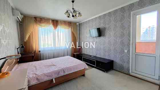 Продається 2-кімнатна квартира з ремонтом проспект Григоренка Київ