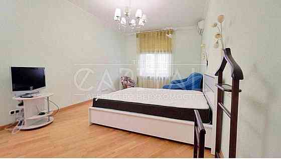 Продаж квартири в центрі Києва,  Печерськ, Кловський узвіз 14/24 Київ