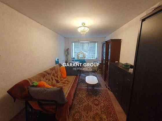 У продажу трикімнатна квартира на Паустовского Одеса