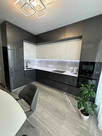 Продажа  стильной 2- х комнатной на проспекте Гагарина. ЖК "4 Сезона". Одесса