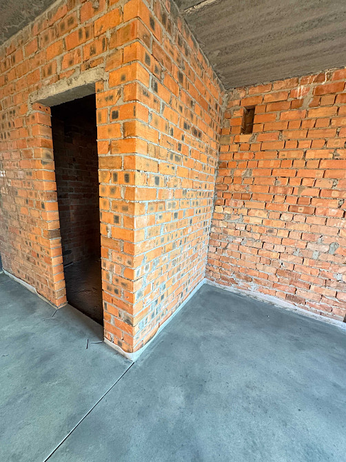 Квартира поруч Бучанського парку, Оформлення мінімальне Буча - зображення 7