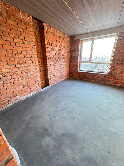 Квартира поруч Бучанського парку, Оформлення мінімальне Буча - зображення 2