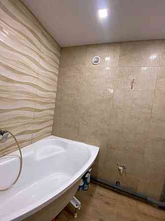 Продам 2 ком квартиру Приднепровск Космонавтов 4 Днепр