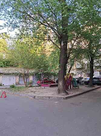 Продаж 3к кв 73м2 сталінка  бомбосховище Лукянівка Білоруська 32 метро Київ