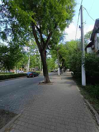 Продам 2 кв. на Адмиральском пр., окна на фасад, под сдачу, коммерцию! Одесса