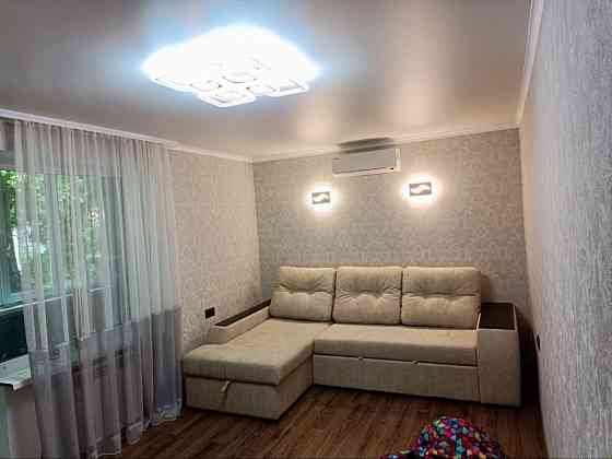 Продам 2- к кв Чешка 54 м2 по ул Новокрымской / ул Титова , Сильпо Днепр