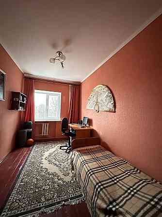 Продаж 3-х кім кв 4 повех в центрі міста Успенсько - Троїцька 3 Конотоп