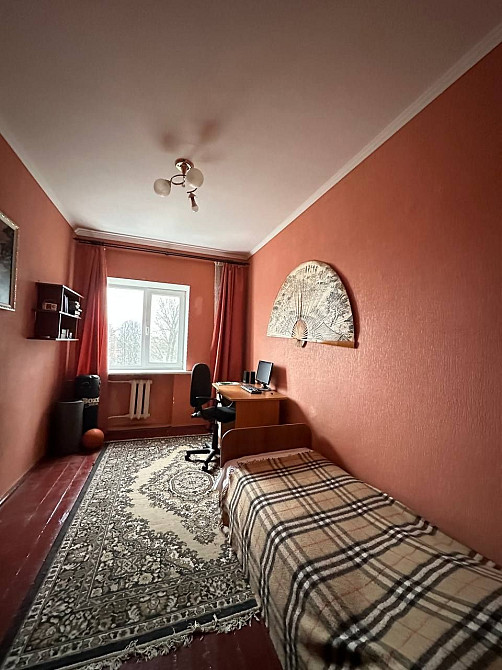 Продаж 3-х кім кв 4 повех в центрі міста Успенсько - Троїцька 3 Конотоп - изображение 1