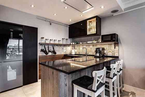 Продаж дворівневої 3к квартири з терасою вул. Голубовича, Бл. Центр Львов