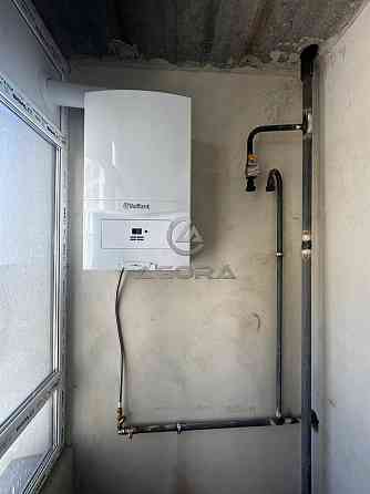 Продається видова двохкімнатна квартира поруч міського озера Крихівці