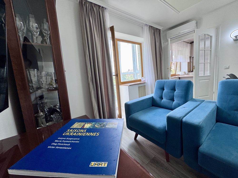 3к квартира вулиця Лаврська 4а Київ - зображення 1