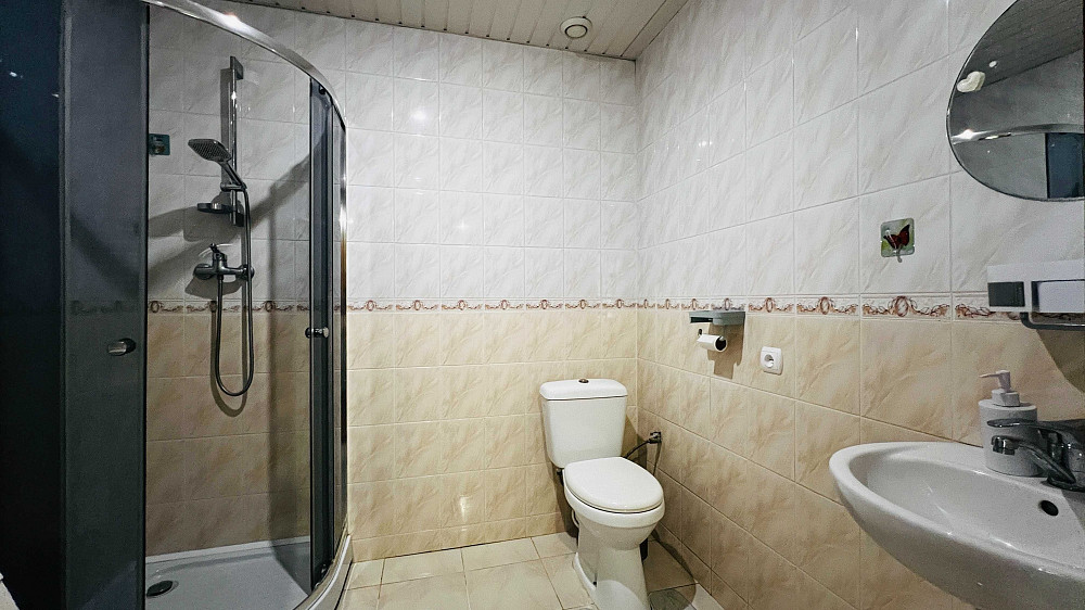 Дворівнева квартира з власним заїздом в центрі Луцька Луцк - изображение 5