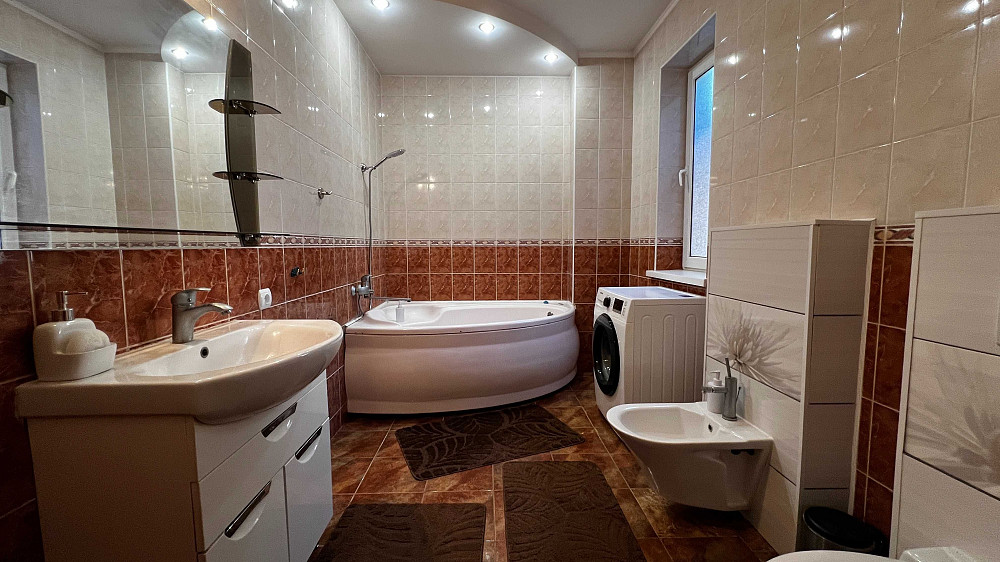 Дворівнева квартира з власним заїздом в центрі Луцька Луцк - изображение 2