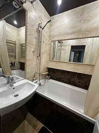 Продам простору 3-кімнатну квартиру Гагаріна Наукі Казакова Днепр