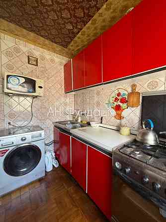 Продам 3 кімн.кв. пр.Гагаріна 56 (пр.Аерокосмічний) Харьков