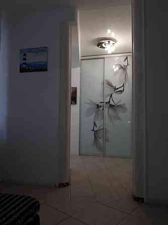 Продам красивую меблированную квартиру в Одессе у моря Одесса