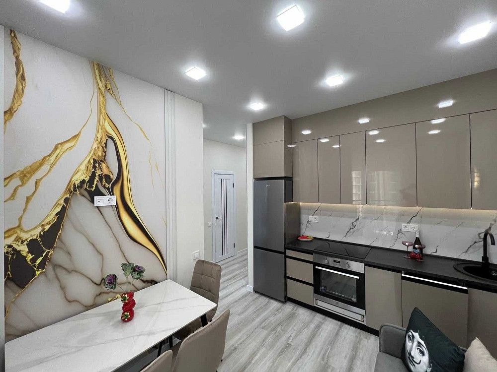 1 комн -43 метра. Ремонт -никто не жил. Мебель. Жемчужина на Краснова Одесса - изображение 1