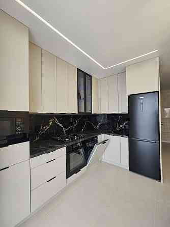 2 кім квартира з ремонтом та меблями,центр вул Довга Івано-Франківськ