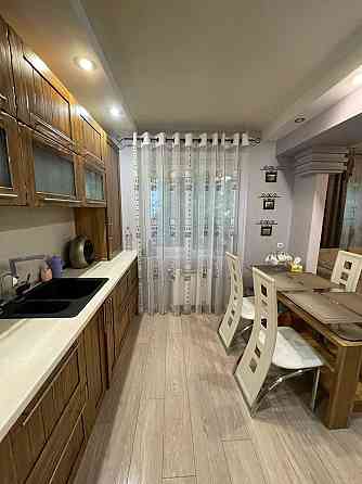 Продам 3х ком кв на Тополе с ремонтом и автономкой Днепр