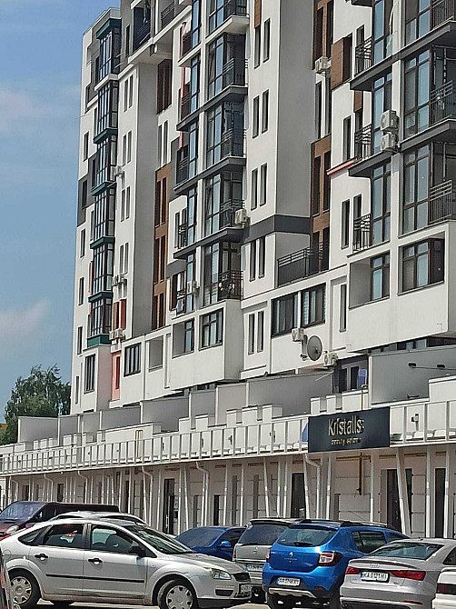 Без% Продається 2 кімнатна, Буча ЖК Київський, Амосова 4 Буча - зображення 1