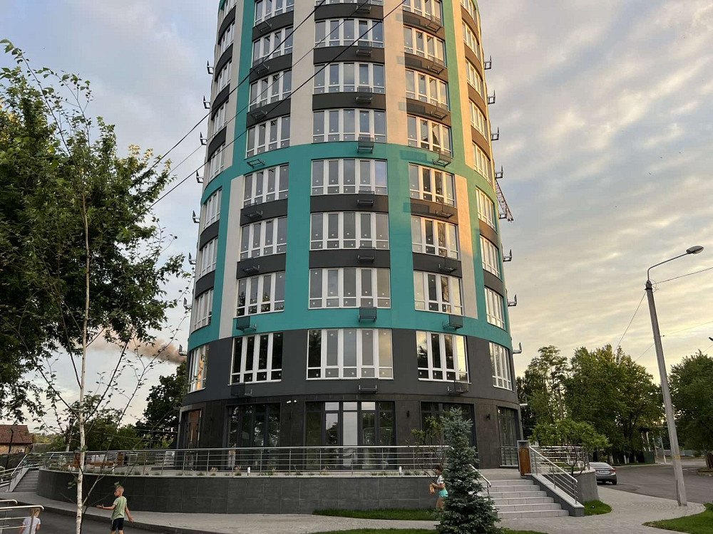 Продаж смарт-квартири м.Українка ЖК Аквамарин Українка - зображення 1