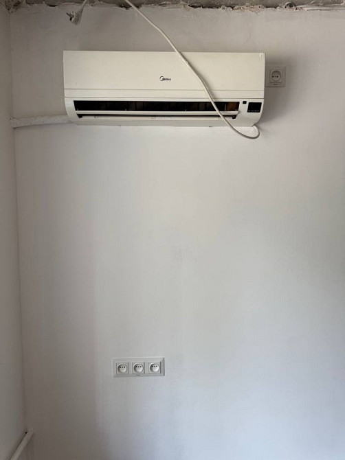 98 квартал, Героіїв АТО, 1 кім.квартира, 2 поверх, під косметику Кривой Рог - изображение 2