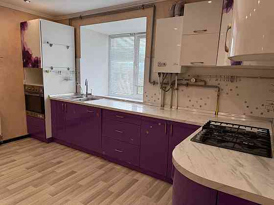 Видова 2 кім квартира ЖК Світлиця 67.5м2 з ремонтом та меблями Немешаево