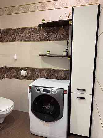 Видова 2 кім квартира ЖК Світлиця 67.5м2 з ремонтом та меблями Немешаево