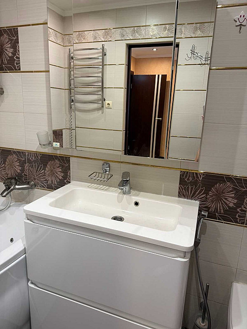 Видова 2 кім квартира ЖК Світлиця 67.5м2 з ремонтом та меблями Немішаєве - зображення 3